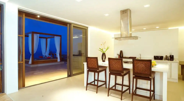 Вилла Luxury Villa Crystal Blue
