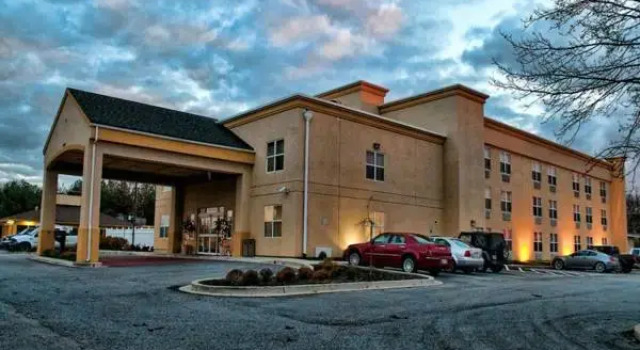 Кровать в общем номере La Quinta by Wyndham Lexington Park - Patuxent