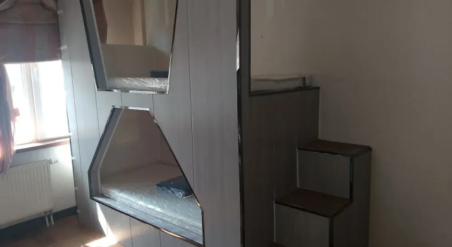 Кровать в общем номере (женский номер) с видом на город Guest House Ulaanbaatar