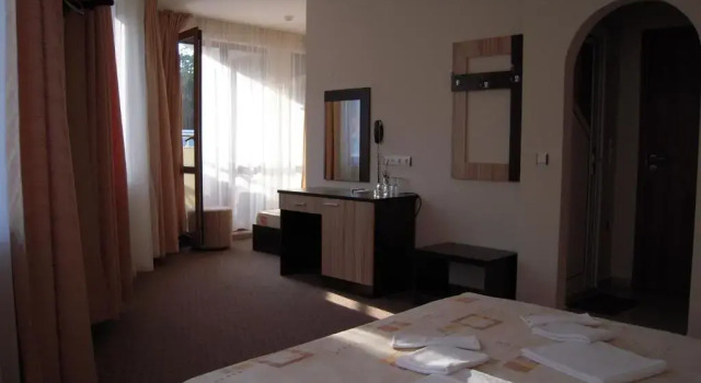 Hotel Eos, Забронировать Отель Китен Район Приморско