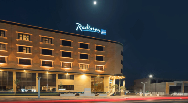 Radisson Blu Hotel, Buraidah, Boek Hotel Buraydah Al-Qassim Region