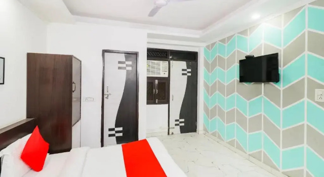 Oyo Flagship 93499 Hotel Belmond