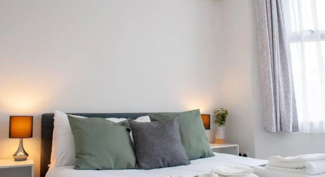 Bedford Road Garden Apartment, Varaa Huoneisto Asunnot kohteessa Merseyside, Huoneisto