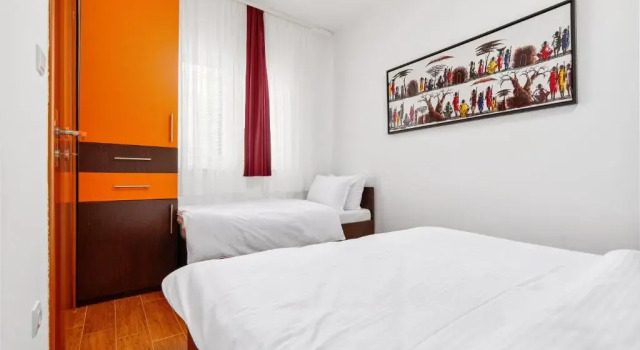 Апартаменты с видом на сад 42° North Apartments