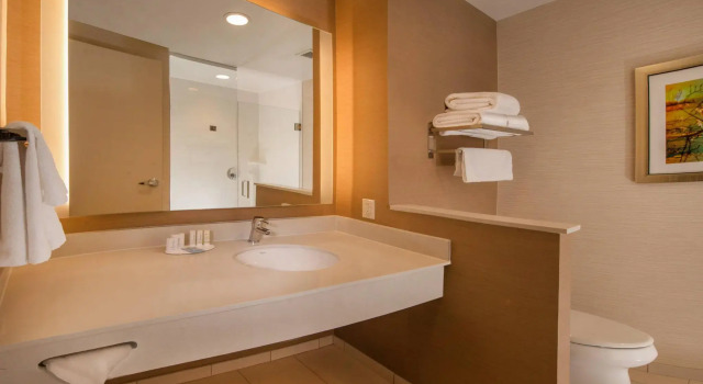 Двухместный номер Standard Fairfield Inn & Suites by Marriott Altoona
