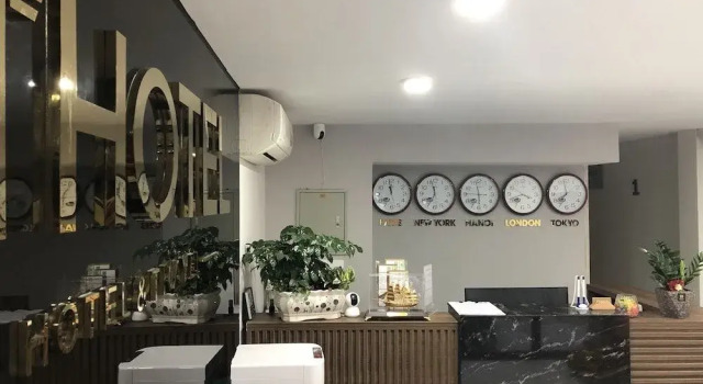 3T Hotel & Travel 2