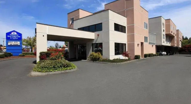 Четырёхместный номер Standard Americas Best Value Inn-Edmonds Seattle North