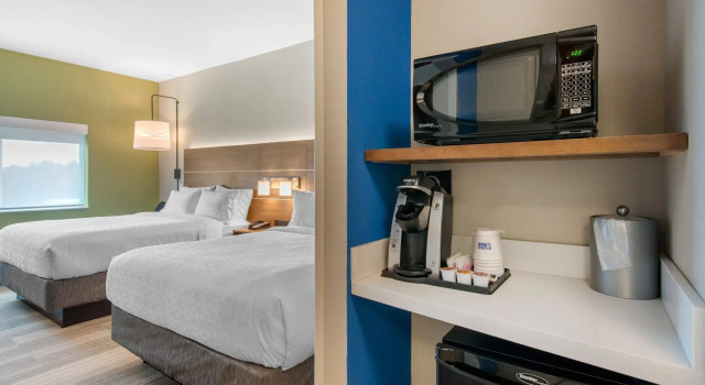 Четырёхместный номер Standard Holiday Inn Express & Suites Alachua - Gainesville Area by IHG