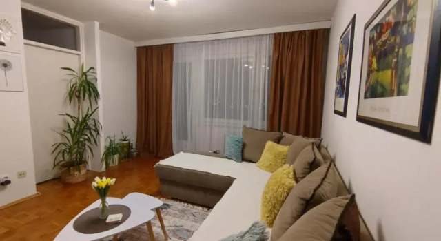 Apartment Paun, Забронировать Апартаменты/квартира Нови Белград Белград, рядом с Торговый центр Usce