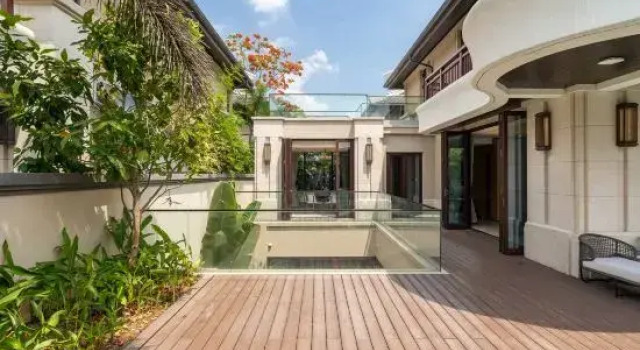 Sanya Haitang Bay Yuelv Coast Resort Villa (CDF Sanya International Duty Free City Store), Забронировать Курортный отель Отели Санья с бассейном, рядом с Sanya Duty Free Store, Бассейн
