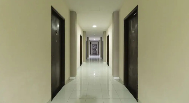RedDoorz near Universitas Sebelas Maret