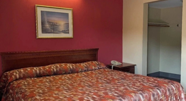 Linden Motor Inn, Забронировать Отель Отели Нью-Джерси с парковкой, Парковка