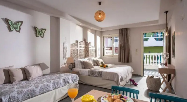 Номер Standard с балконом Sarpidon Apartments
