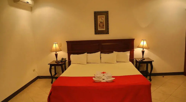 Hotel Le Chateau, Prenota Hotel Managua Managua Region