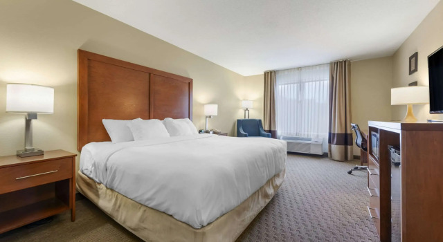 Двухместный номер Standard Comfort Inn & Suites Black River Falls I-94