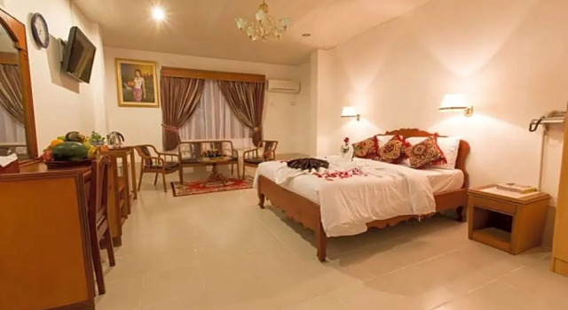 Полулюкс Asia Hotel