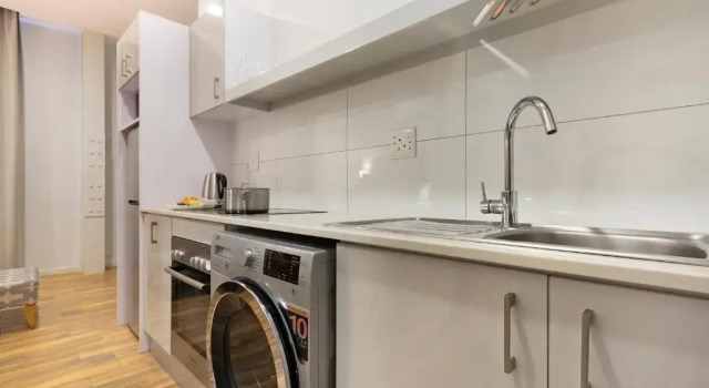 Студия Urban Oasis Aparthotel