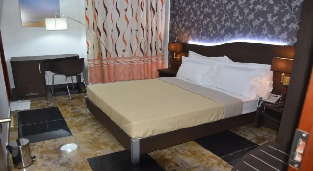 New Heaven Hotel