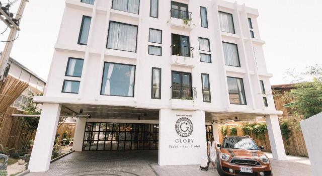 Glory Wabi Sabi Hotel 清迈古城荣耀侘寂酒店, Забронировать Отель Отели Чиангмай с бассейном, рядом с Университет Чиангмай Раджабхат, Бассейн