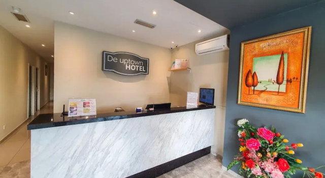 吉隆坡153 德上城1OYO客房酒店(OYO 153 de Uptown Hotel 1 Kuala Lumpur)