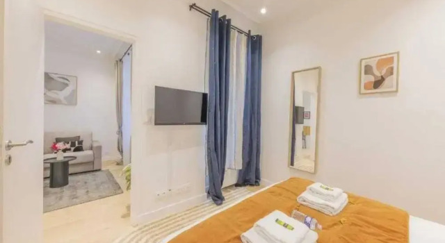 Апартаменты Apartment With 1 Room in Batignolles