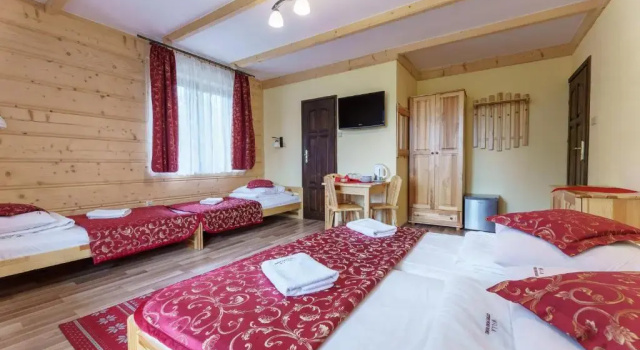 Четырёхместный номер Standard Willa i Karczma Cztery Pory Roku Relaks & SPA