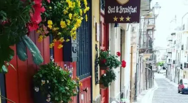 La Vecchia Forgia, Забронировать Отель Отели в центре Ласкари с завтраком, отели в центре Ласкари с завтраком