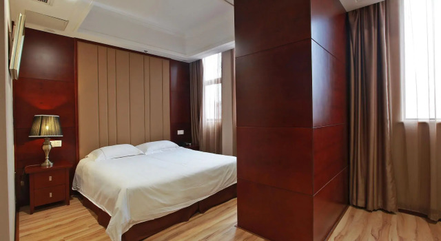 Elan Nanjing Sanpailou Post and Communications University, Prenota Hotel Gu Lou 