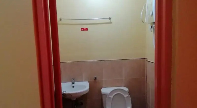 Номер Standard RedDoorz near SM Batangas City