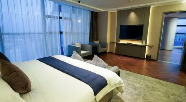 Люкс Presidential Qitaitian International Hotel