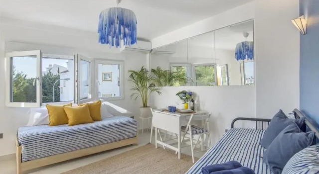 Shiny Studio with Pool & Carihuela Beach at 500m