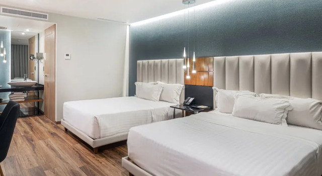 Четырёхместный номер Standard Hotel Real del Rio
