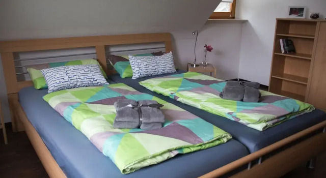Апартаменты с 2 комнатами с балконом Ferienwohnung Weiher nähe Nürnberg Messe