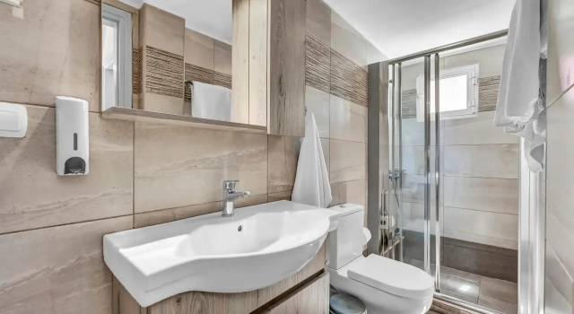Полулюкс Evina Rooms & Suites