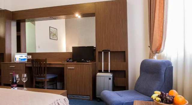 Двухместный номер Standard DITER Family Hotel