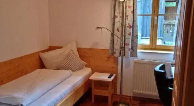 Номер Standard Pension Ladner