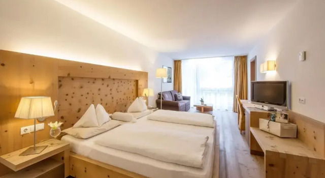 Номер Comfort Alpine Hotel Ciasa Lara