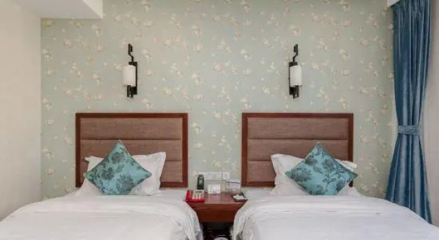 Номер Deluxe Yuanhua Hotel