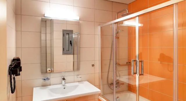 Трёхместный номер Superior Phidias Piraeus Hotel