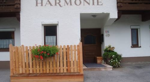 Appartement Harmonie, Prenota Hotel Hotel a Tirolo con parcheggio, Parcheggio