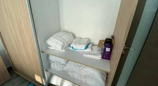 Apartament 2 Camere Premium Crema Beach Mamaia in Prima Linie la Mare, Varaa Huoneisto Hotellit Mamaia-Sat pysäköinnillä, Pysäköinti