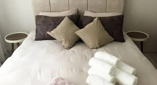 Апартаменты Small Istanbul Apartment Semi basement floor