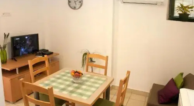 Apartment Nera, Prenota Appartamento Splitska 