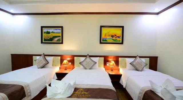 Трёхместный номер Deluxe Vientiane Luxury Hotel
