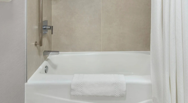 Люкс Courtyard by Marriott Tarrytown Westchester County