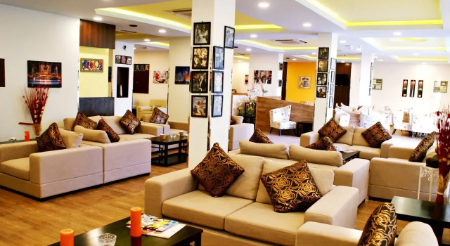 Weekend Hotel, Забронировать Отель Отели Маската 3 звезды, 3*