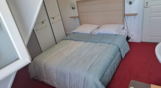 Номер Standard с видом на сад hotel BETHEL