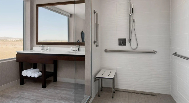 Четырёхместный номер Standard Marriott Phoenix Chandler