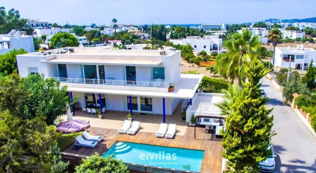 Villa Melody, Book Hotel Hotels in Ibiza with a Pool, Swimming Pool