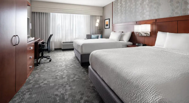 Четырёхместный номер Standard Courtyard by Marriott Maui Kahului Airport